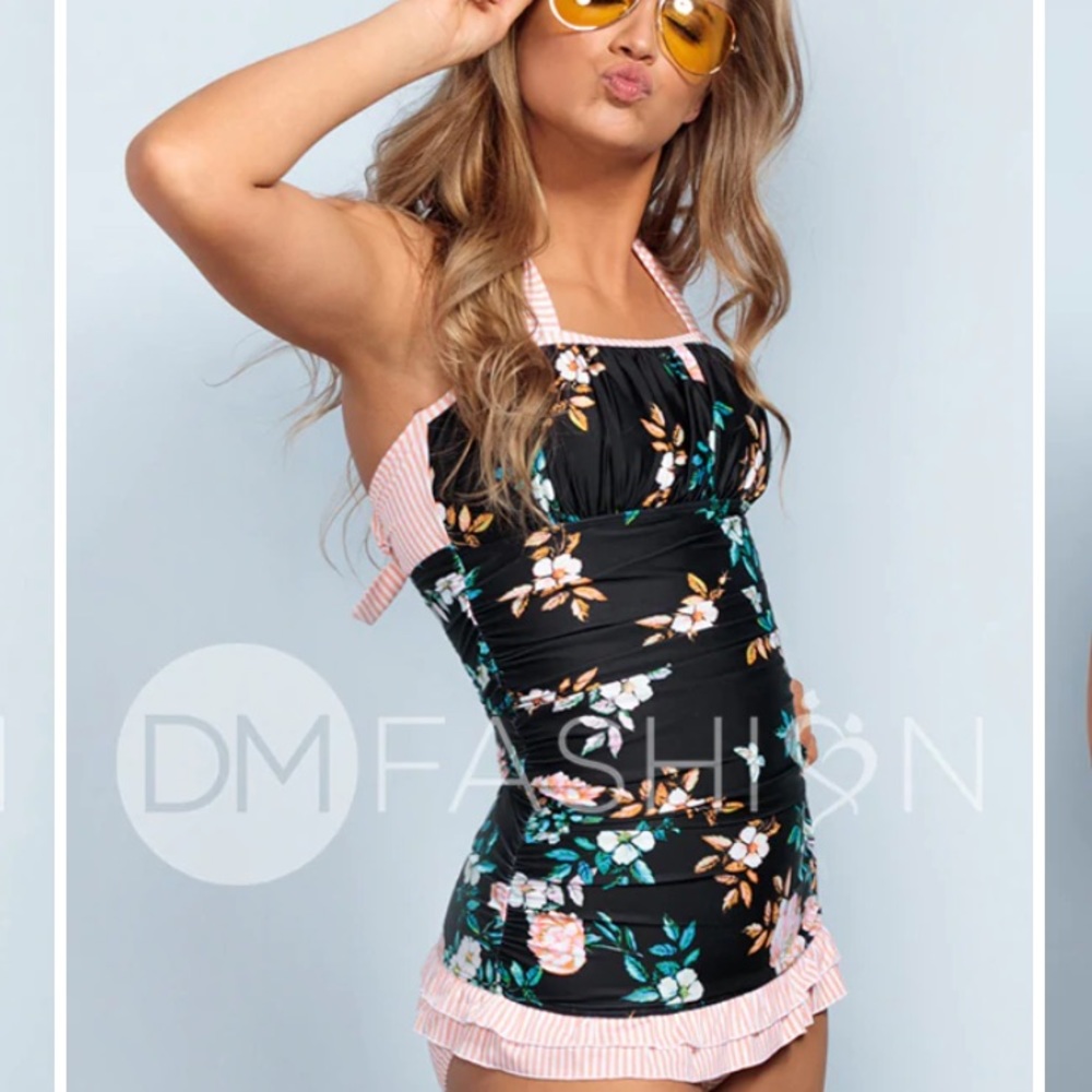DM Fashion swimsuit. Very cute, two pieces. Never worn, still has lining.